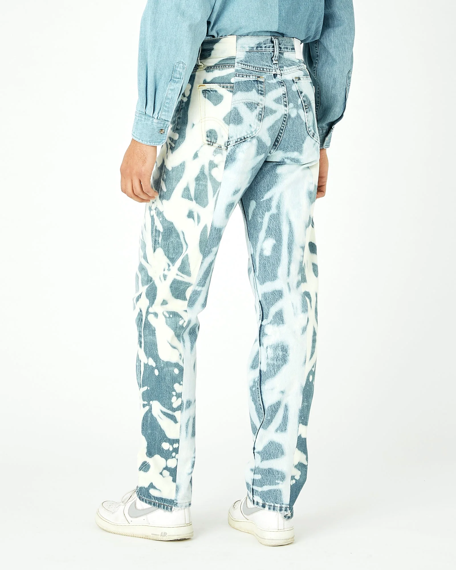 Men's Garcon Jean Bleach Mid Light Blue - Image 7