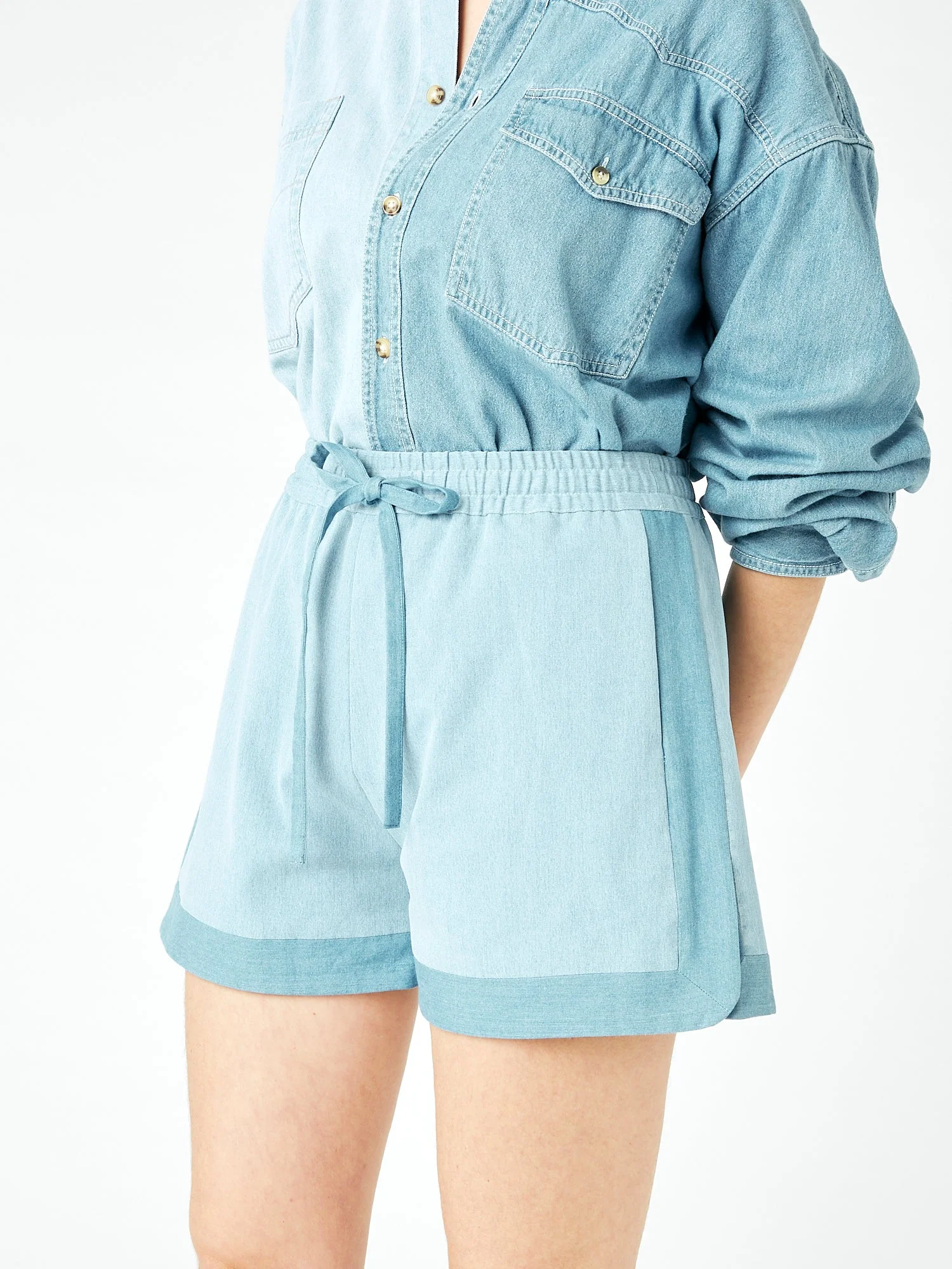 Missy Short Denim Light Blue - Image 4