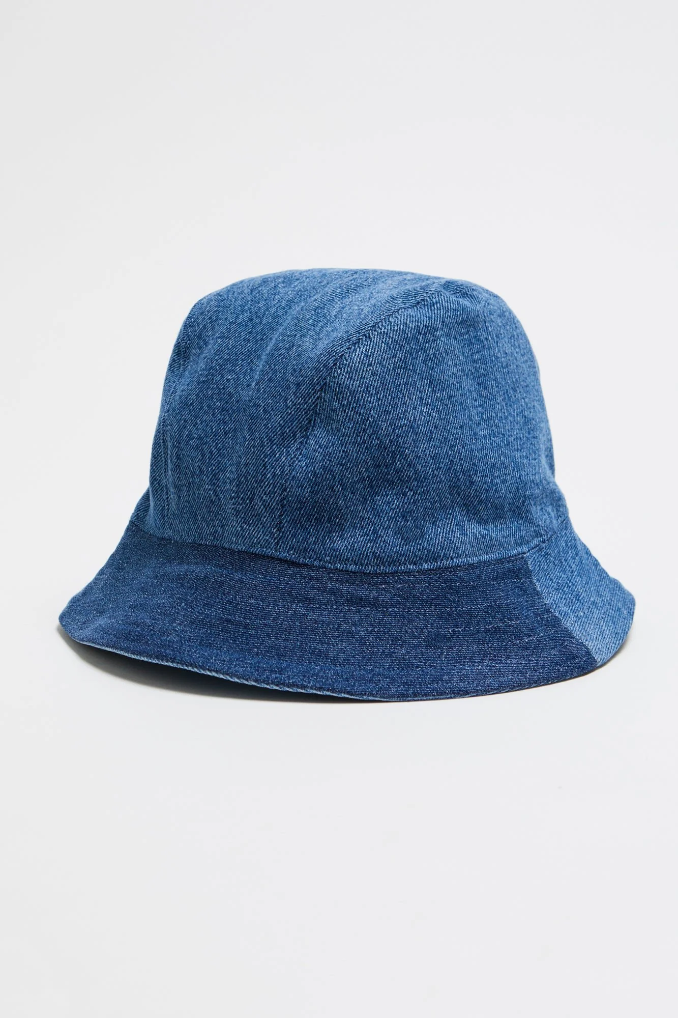 Reversible Denim Bucket Hat Mid Light Blue - Image 3